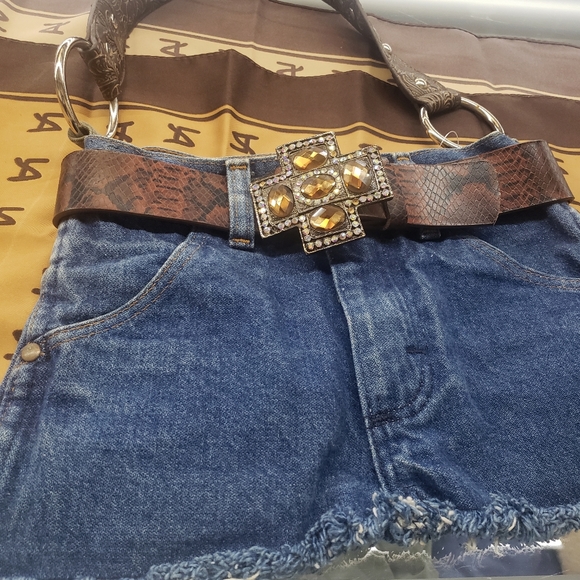 Designer Purses - Picture 7 of 16